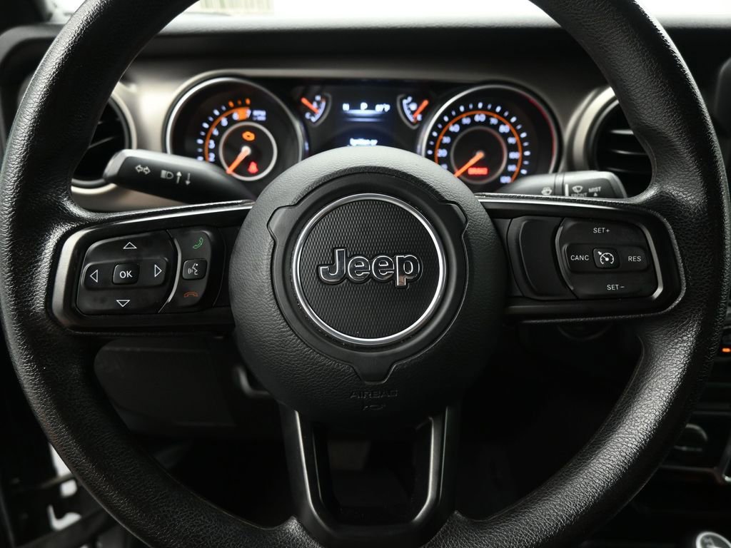 Used 2018 Jeep Wrangler Unlimited Sport image 10
