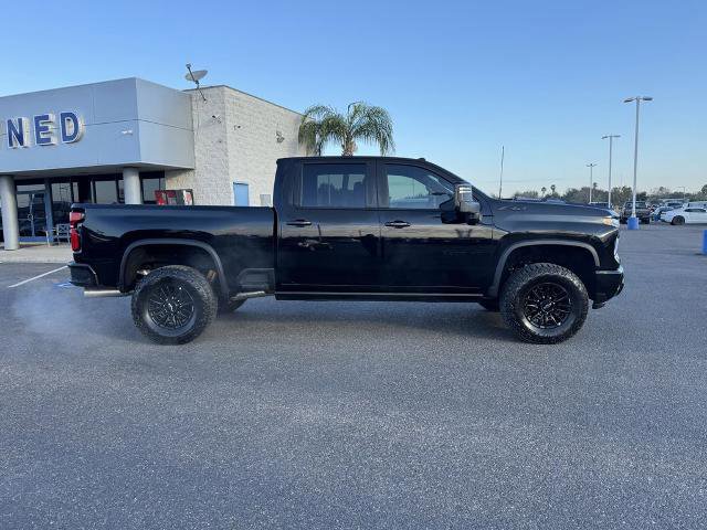 Used 2026 Chevrolet Silverado 2500 ZR2 w/ LPO, Dark Essentials Package image 6