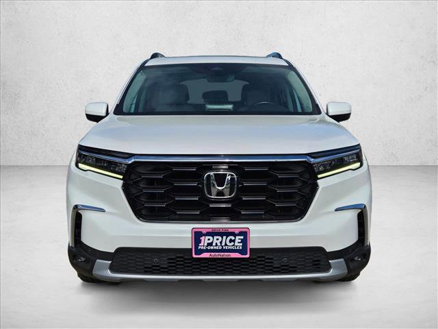 Used 2023 Honda Pilot Touring image 8