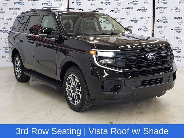Certified 2025 Ford Expedition Active AWD/4WD image 1