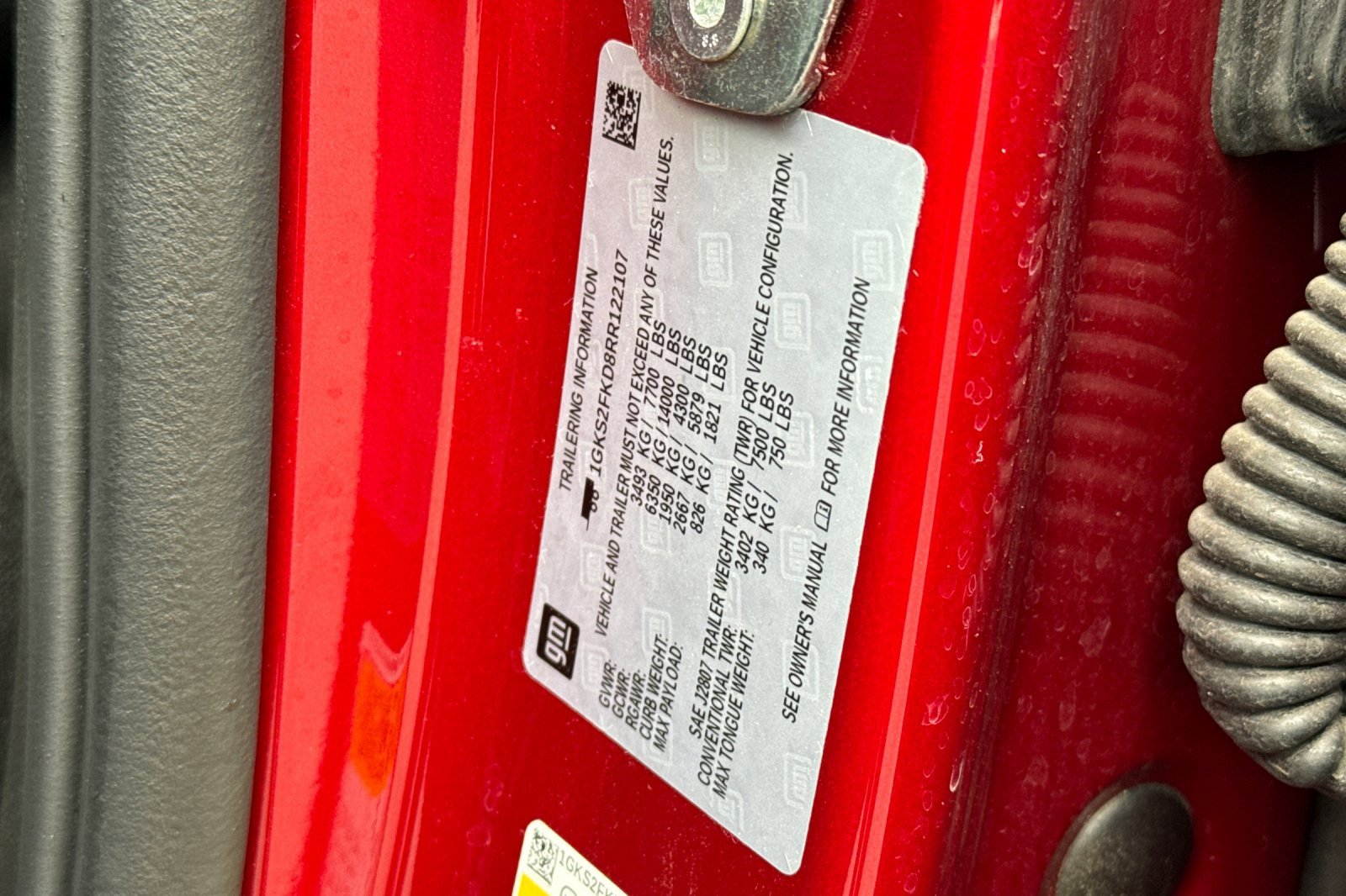 Used 2024 GMC Yukon XL SLE image 32