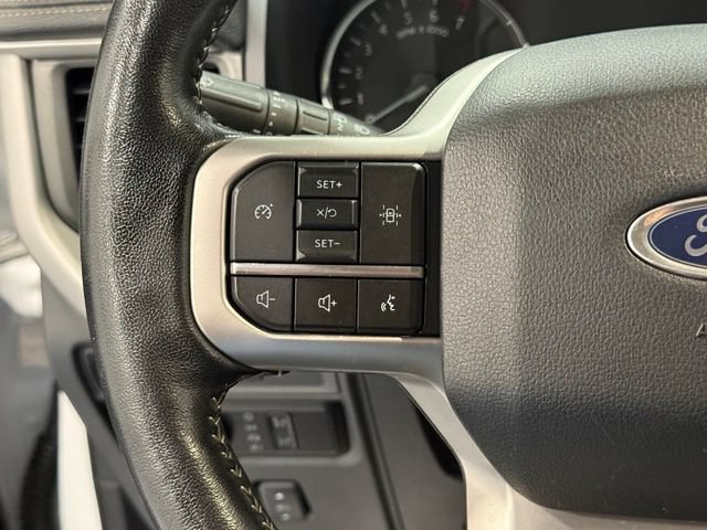 Certified 2024 Ford Expedition XLT RWD image 19