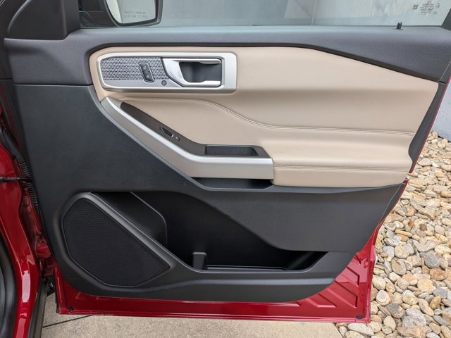 Certified 2023 Ford Explorer Limited w/ Equipment Group 301A image 38
