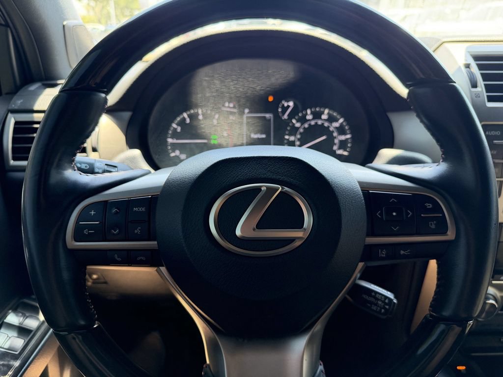 Used 2021 Lexus GX 460 Premium w/ Premium Package AWD/4WD image 26
