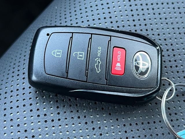 Used 2025 Toyota Tundra Limited image 39