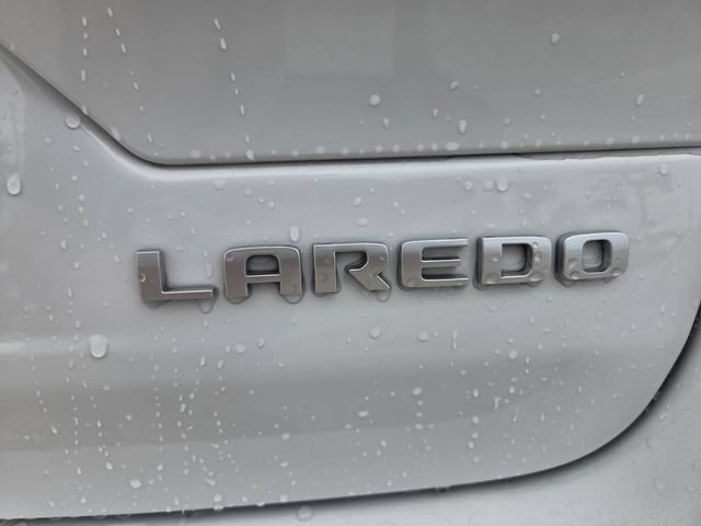 Used 2025 Jeep Grand Cherokee Laredo w/ MOPAR Finishing Package RWD image 16