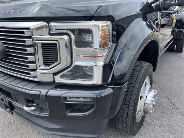 Certified 2020 Ford F450 Platinum w/ FX4 Off-Road Package image 9