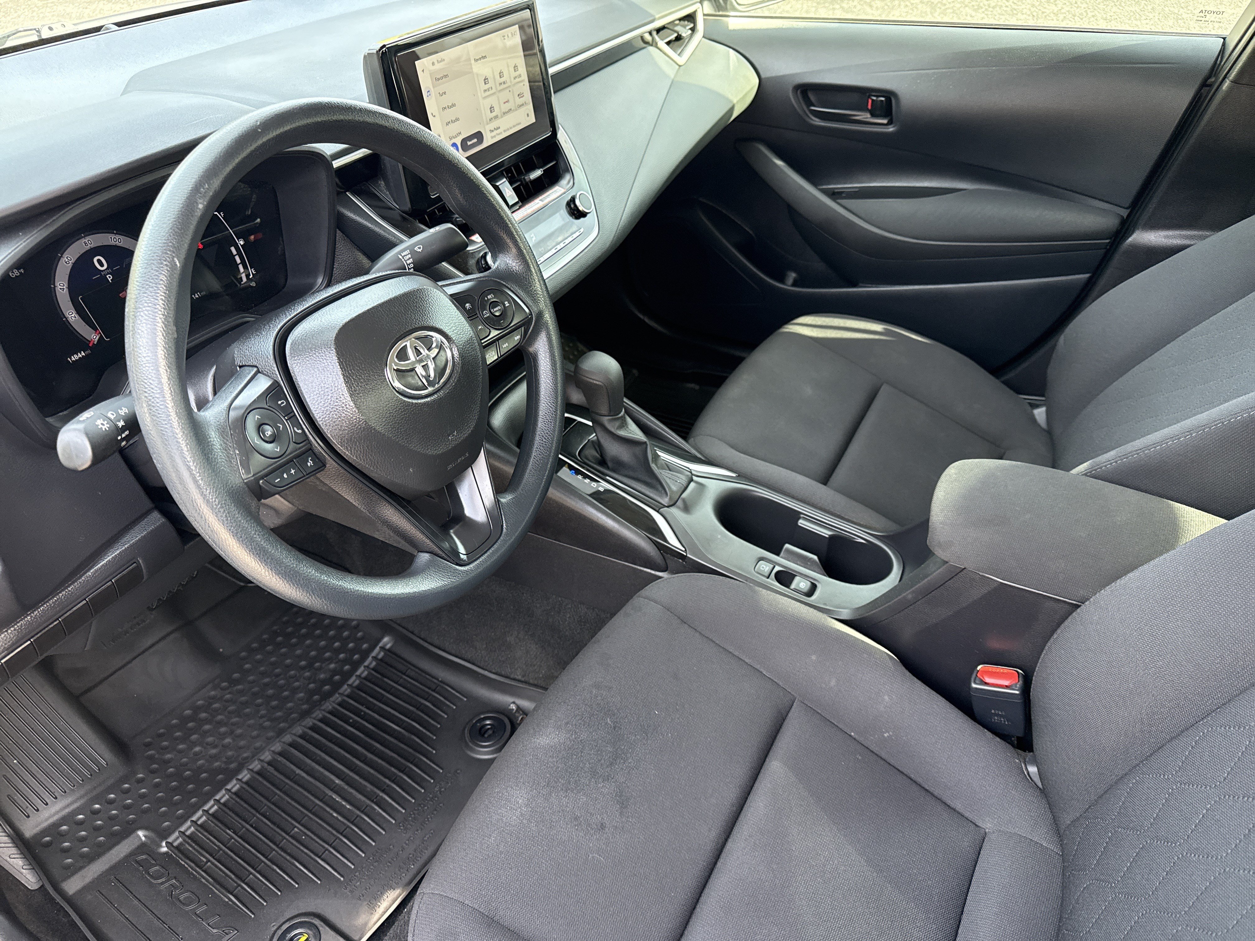 Used 2026 Toyota Corolla LE FWD image 9