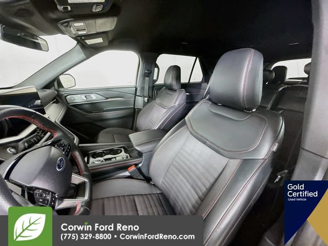 Certified 2025 Ford Explorer ST-Line w/ ST-Line Street Pack AWD/4WD image 24