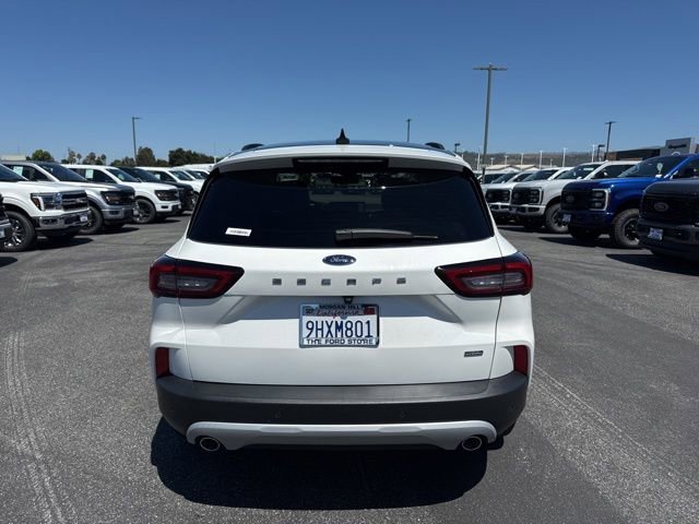 Certified 2023 Ford Escape SE w/ PHEV Premium Package FWD image 5