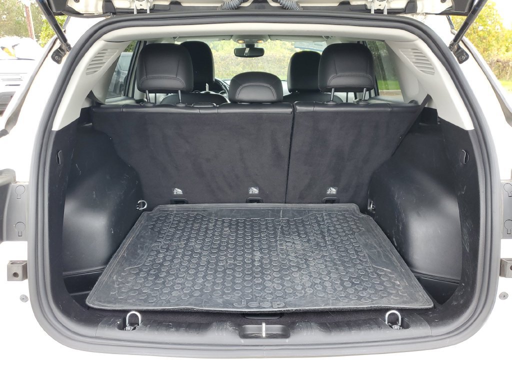 Used 2019 Jeep Compass Limited AWD/4WD image 8