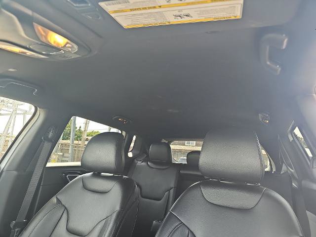 Used 2025 Jeep Compass Limited AWD/4WD image 27