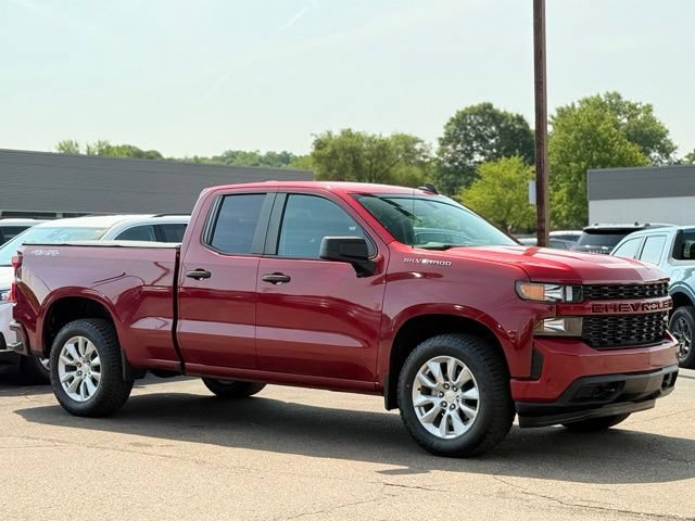 Used 2020 Chevrolet Silverado 1500 Custom w/ Custom Value Package AWD/4WD image 22
