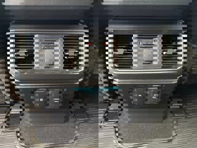 Certified 2023 Ford F150 Lariat w/ Equipment Group 502A High image 20