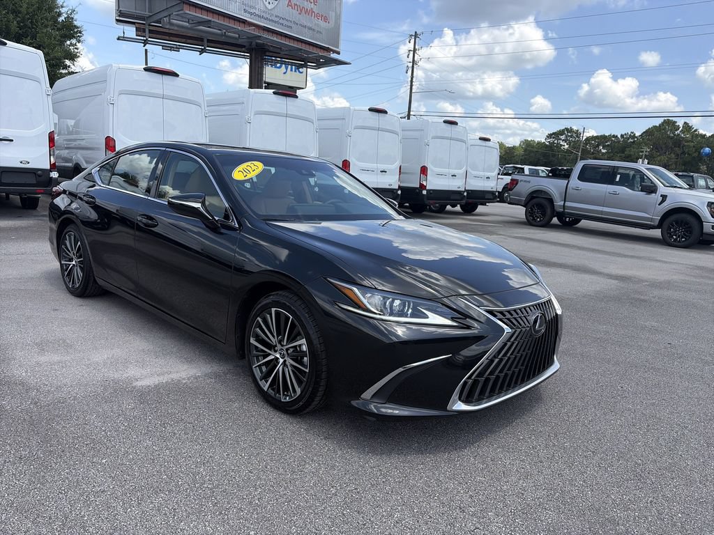 Used 2023 Lexus ES 350 w/ Premium Package FWD image 10
