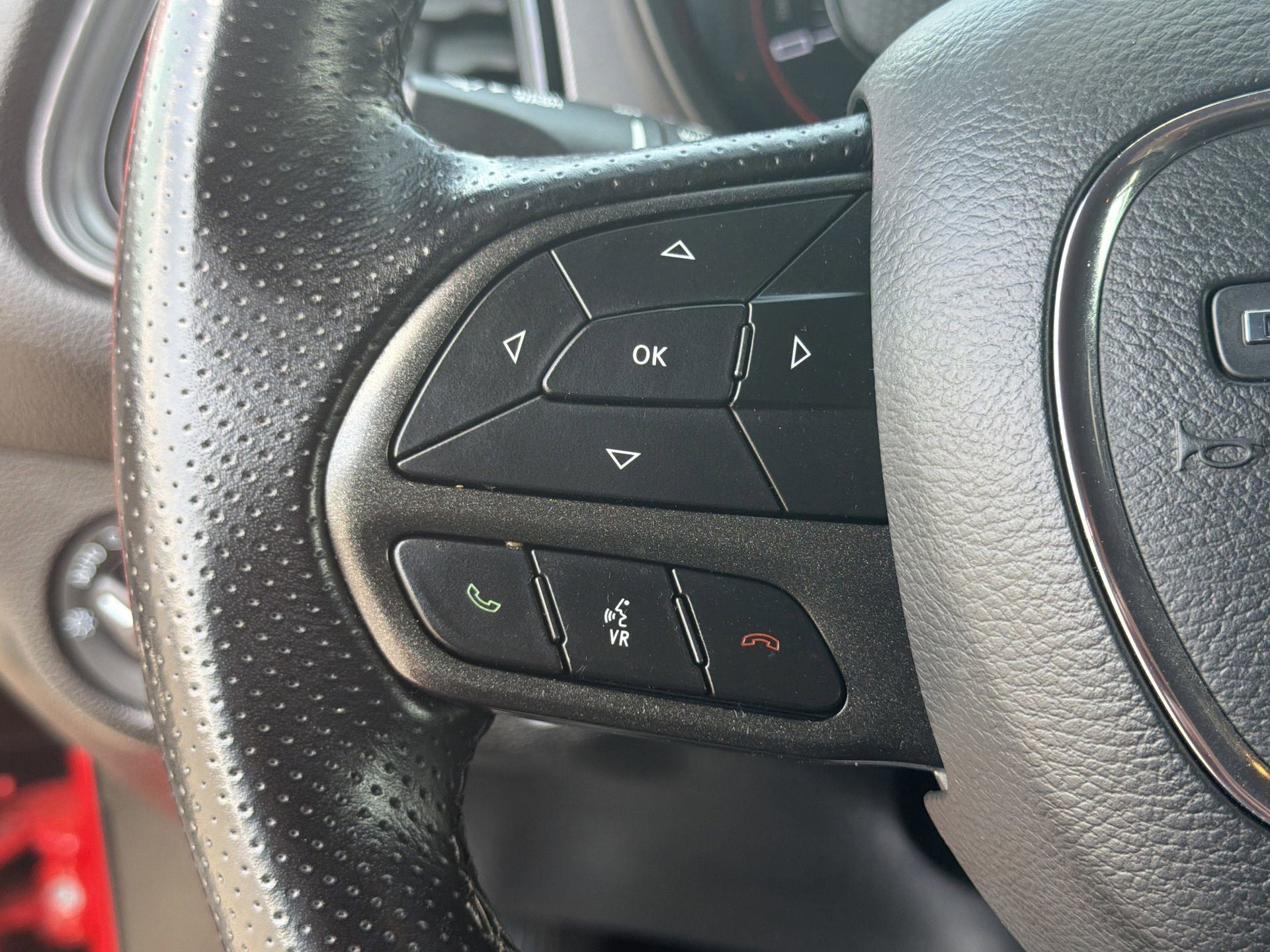 Used 2023 Dodge Challenger SXT w/ Blacktop Package image 18