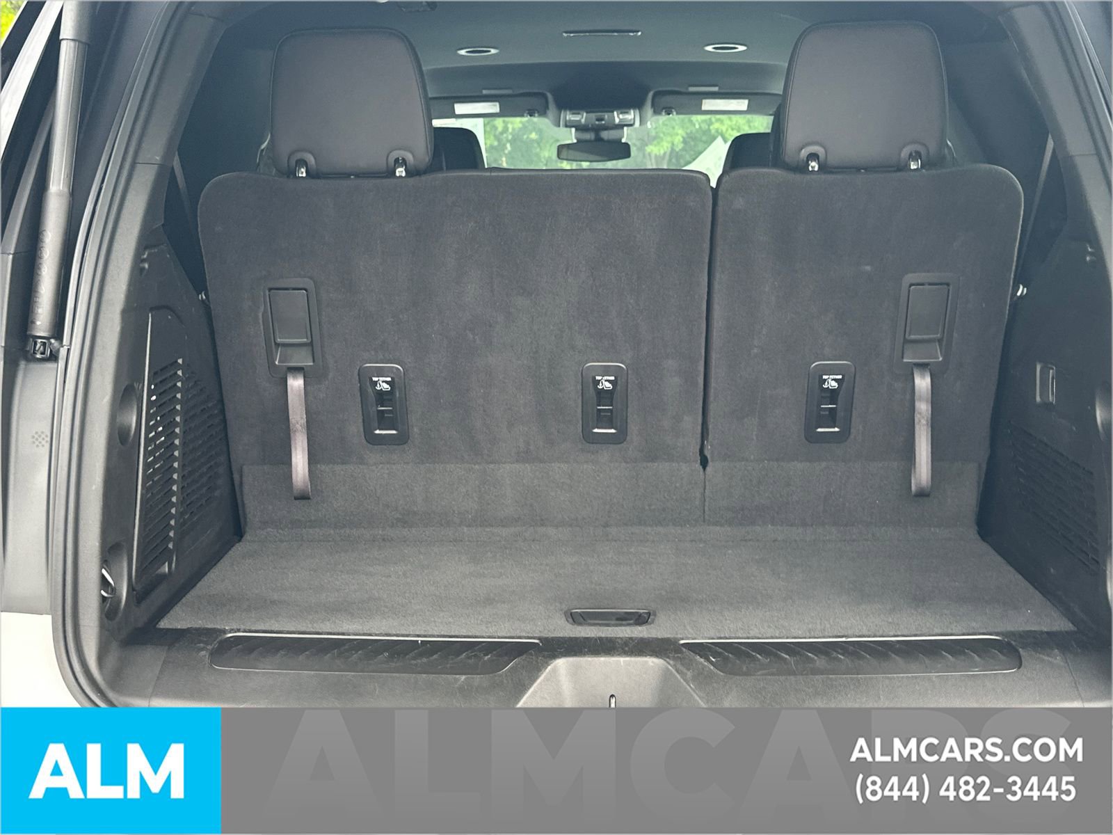 Used 2025 Chevrolet Tahoe LT AWD/4WD image 21