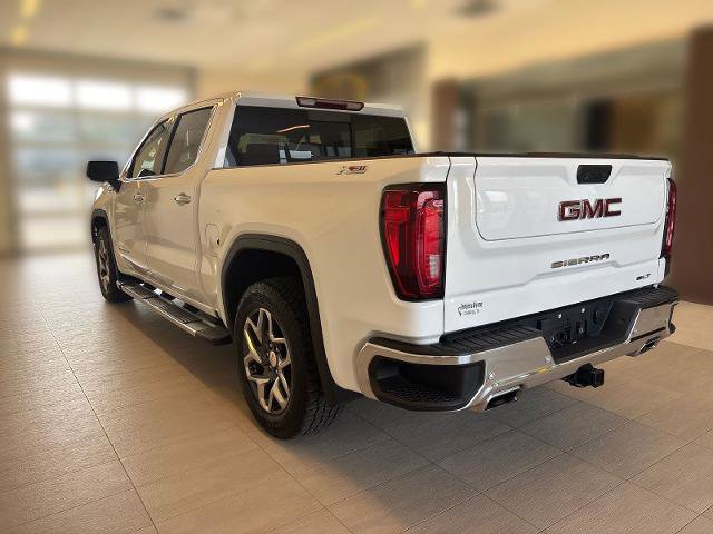 Used 2022 GMC Sierra 1500 SLT w/ SLT Premium Plus Package AWD/4WD image 2