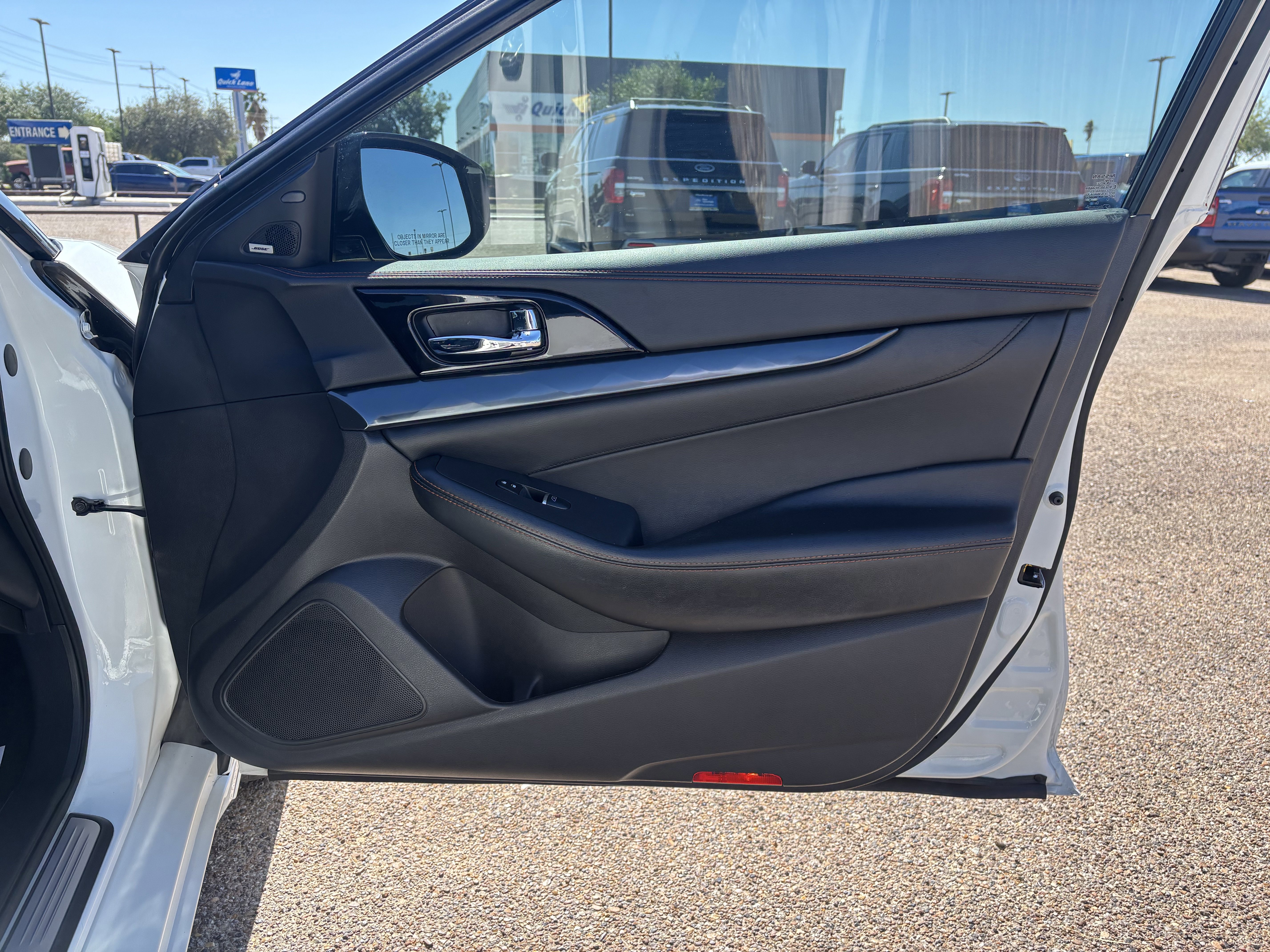 Used 2023 Nissan Maxima SR w/ Sport Mat Group image 23