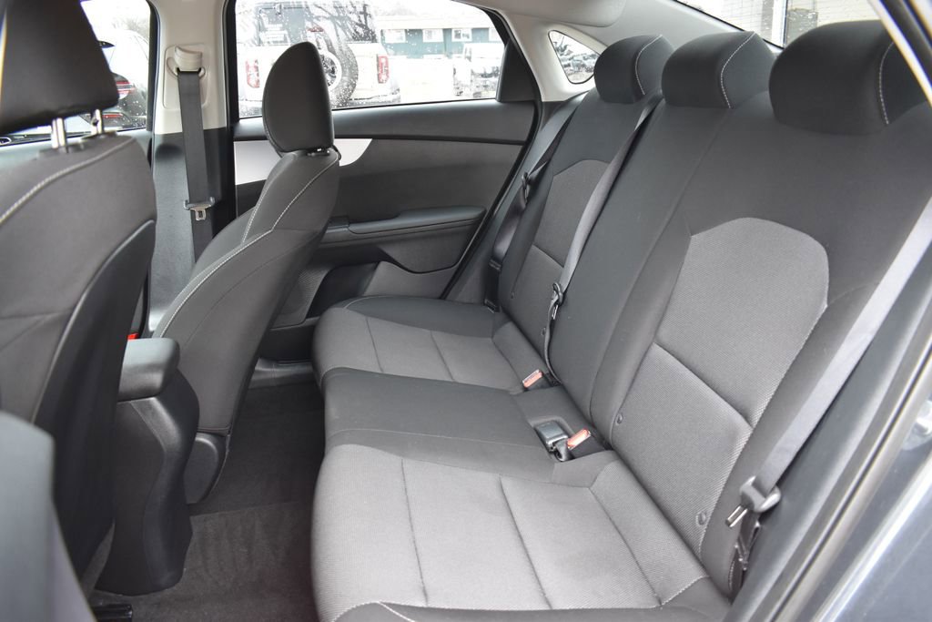 Used 2024 Kia Forte LXS w/ LXS Technology Package image 8