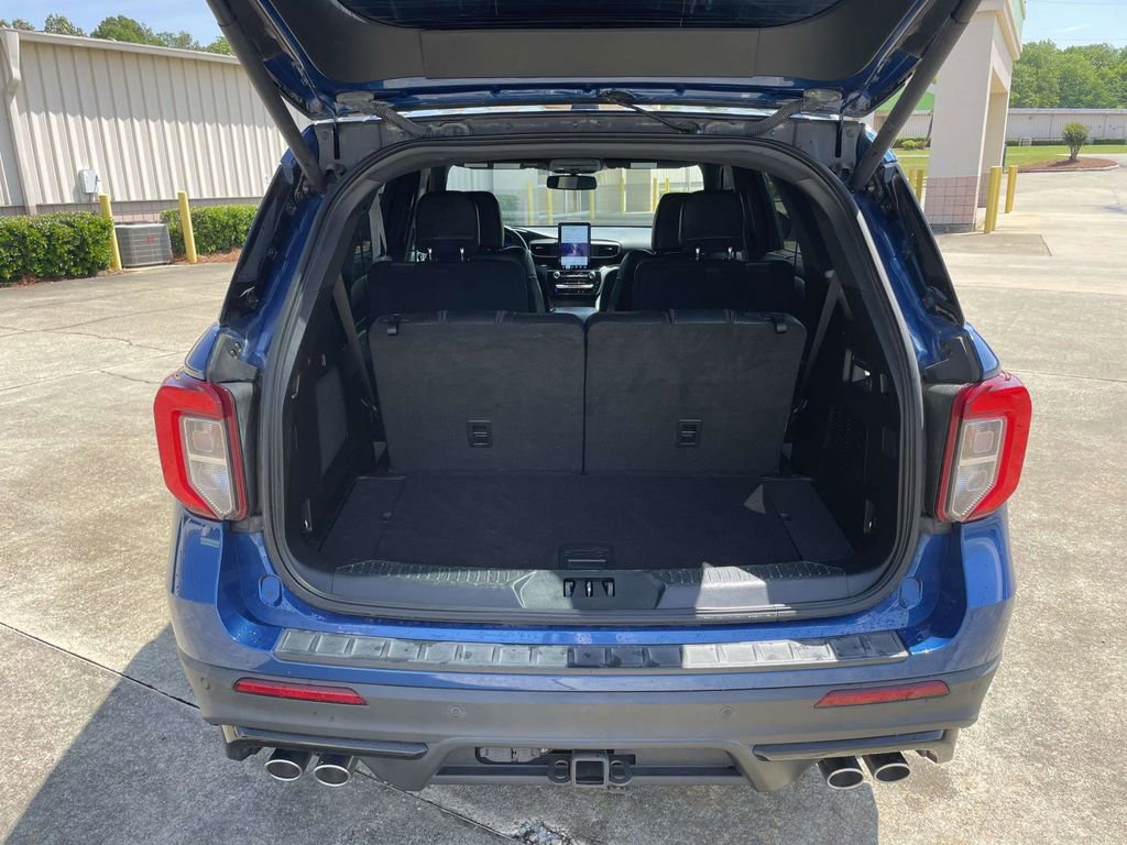 Certified 2021 Ford Explorer ST w/ Equipment Group 401A AWD/4WD image 10
