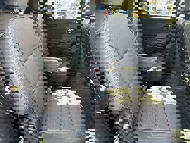 Used 2023 Chevrolet Traverse High Country image 14