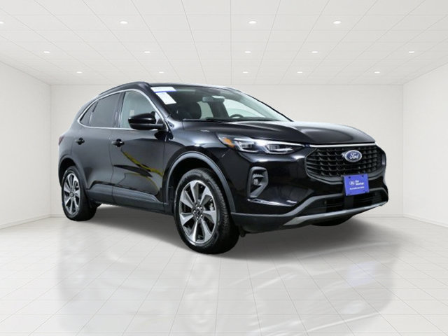 Certified 2025 Ford Escape Platinum AWD/4WD image 1