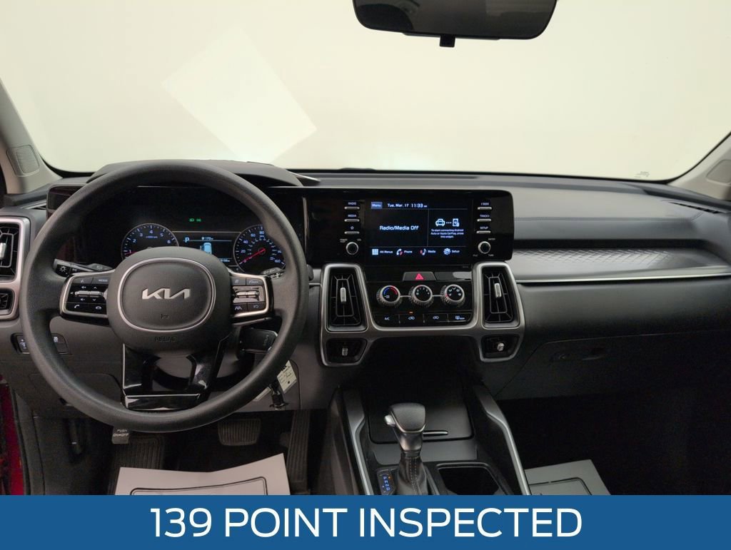 Used 2023 Kia Sorento LX image 13