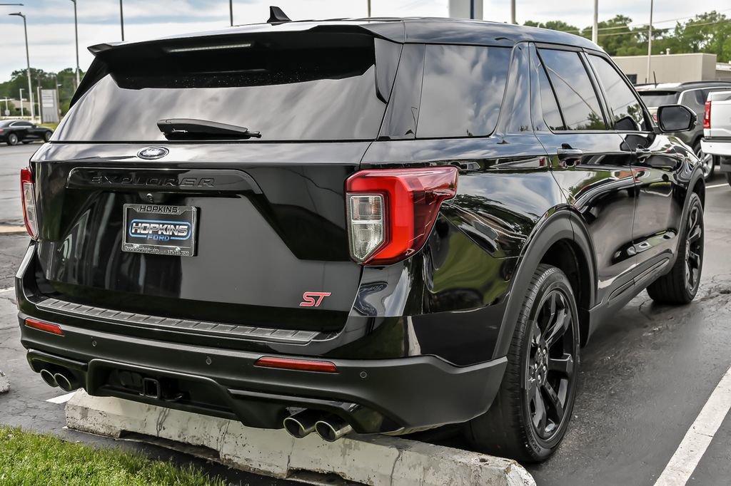 Certified 2022 Ford Explorer ST w/ Equipment Group 401A AWD/4WD image 10