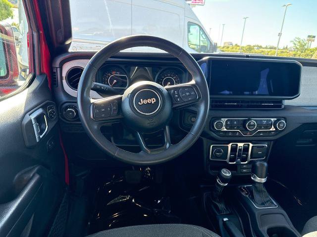 Used 2024 Jeep Wrangler Unlimited Sport AWD/4WD image 12