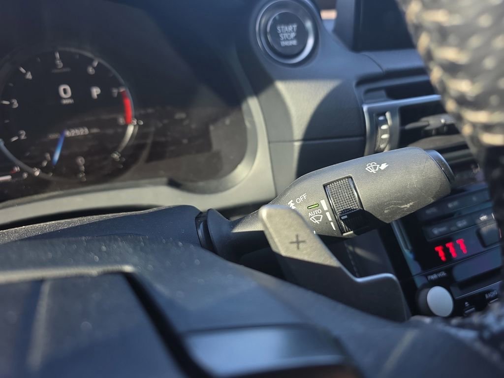 Used 2022 Lexus IS 500 w/ Accessory Package image 36