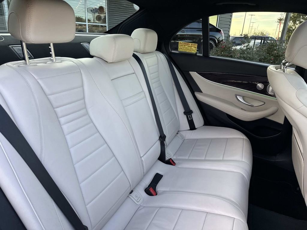 Used 2021 Mercedes-Benz E 350 Sedan image 10