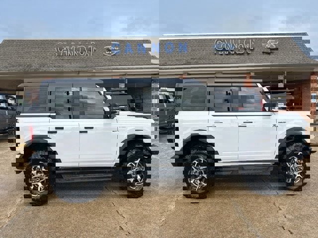 Certified 2024 Ford Bronco Badlands image 9