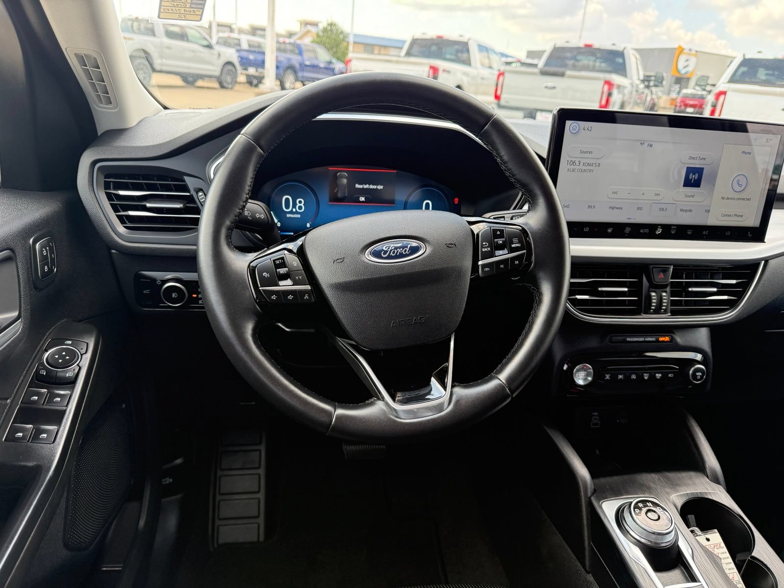 Certified 2024 Ford Escape Platinum AWD/4WD image 12