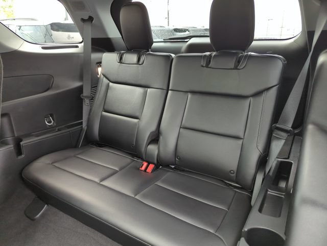 Certified 2023 Ford Explorer Limited w/ Limited Technology Package AWD/4WD image 27