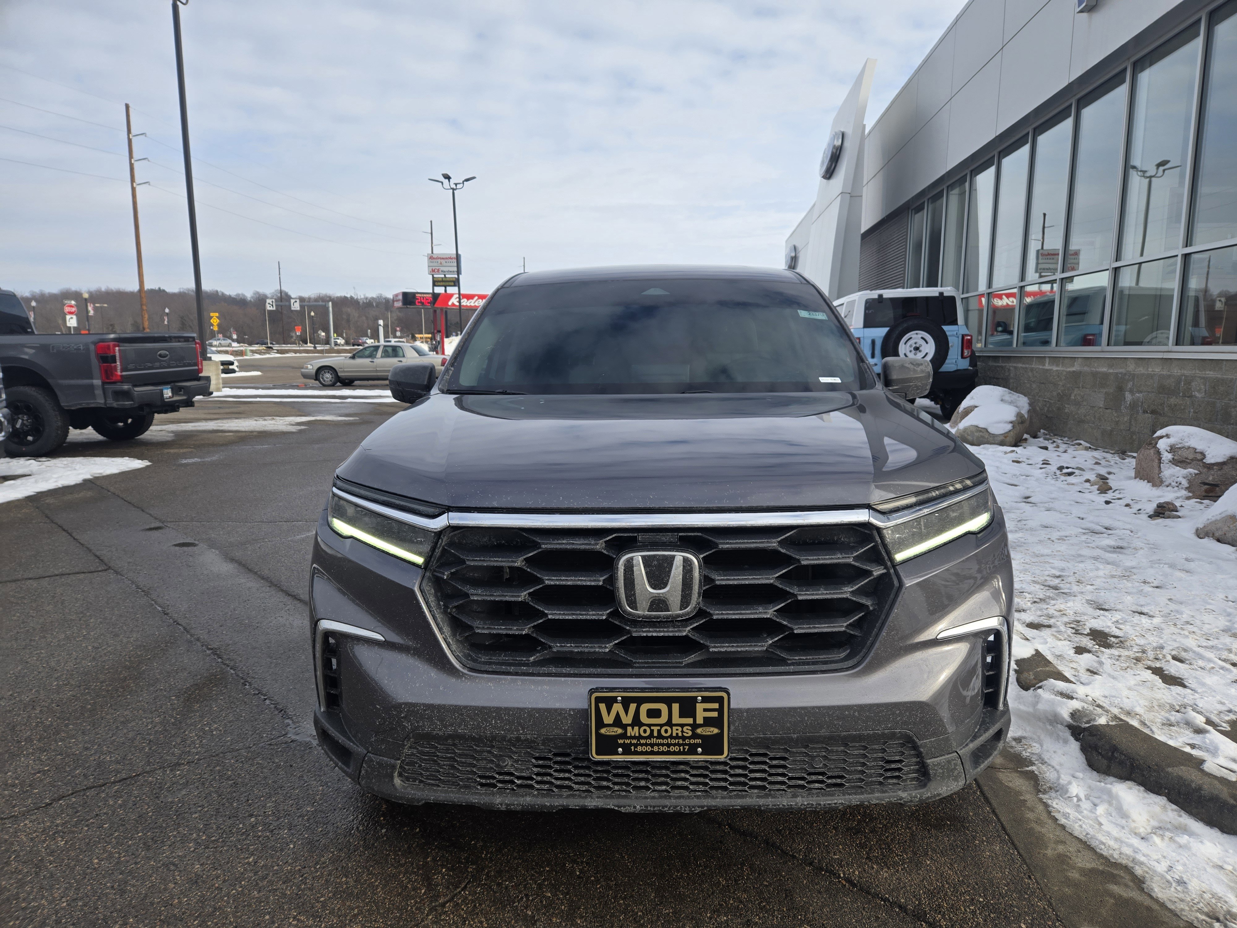 Used 2023 Honda Pilot LX image 8