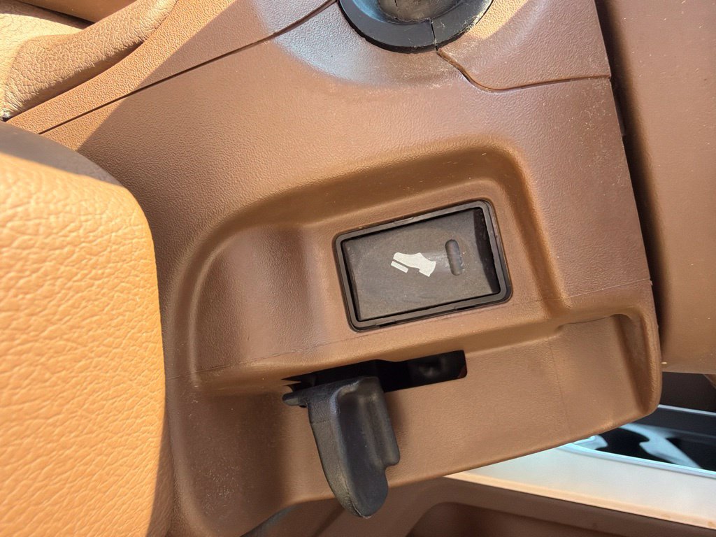 Used 2022 RAM 3500 Laramie AWD/4WD image 25