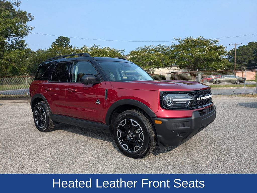 Certified 2025 Ford Bronco Sport Outer Banks w/ Outer Banks Tech Package+ AWD/4WD image 2