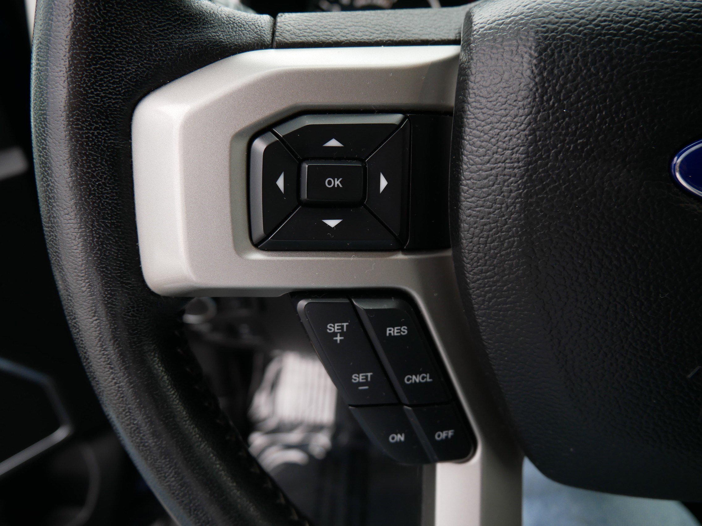 Certified 2018 Ford F150 Lariat w/ Equipment Group 502A Luxury image 28