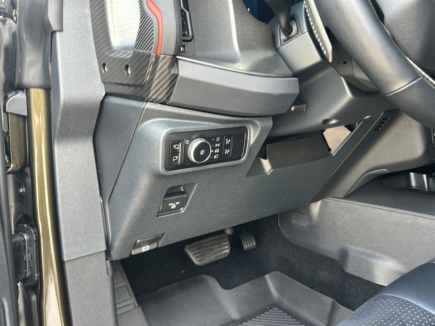 Certified 2025 Ford Bronco Raptor w/ Interior Carbon Fiber Pack AWD/4WD image 13