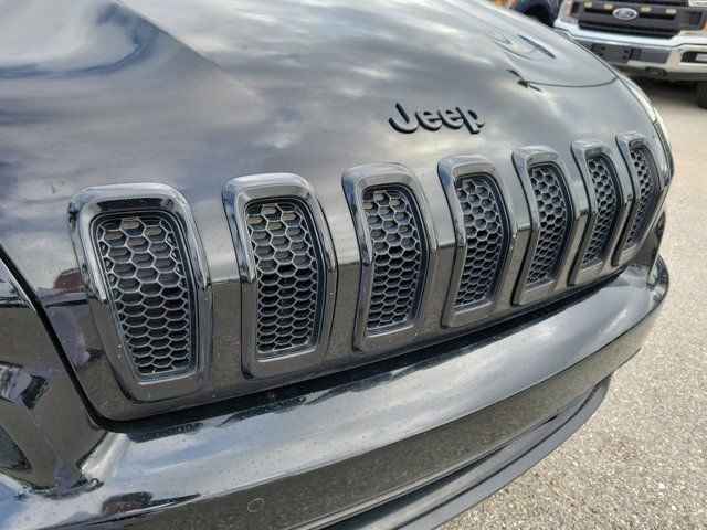 Used 2017 Jeep Cherokee High Altitude w/ Technology Group image 7