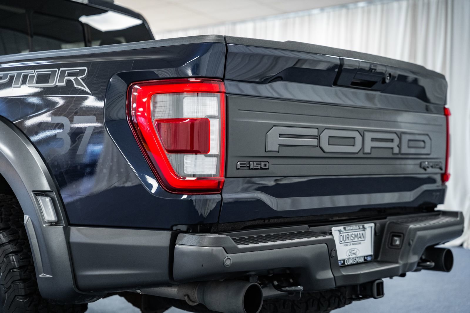 Certified 2022 Ford F150 Raptor w/ Raptor 37 Performance Package image 6
