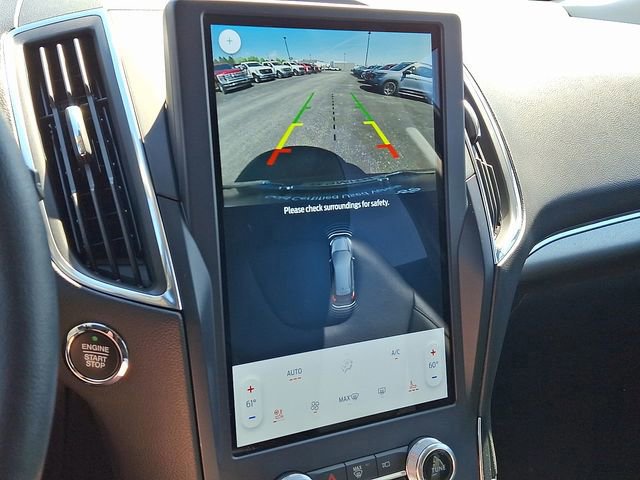Certified 2022 Ford Edge Titanium AWD/4WD image 19