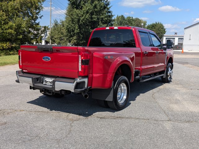 Certified 2023 Ford F350 XLT w/ 360-Degree Camera Package AWD/4WD image 4