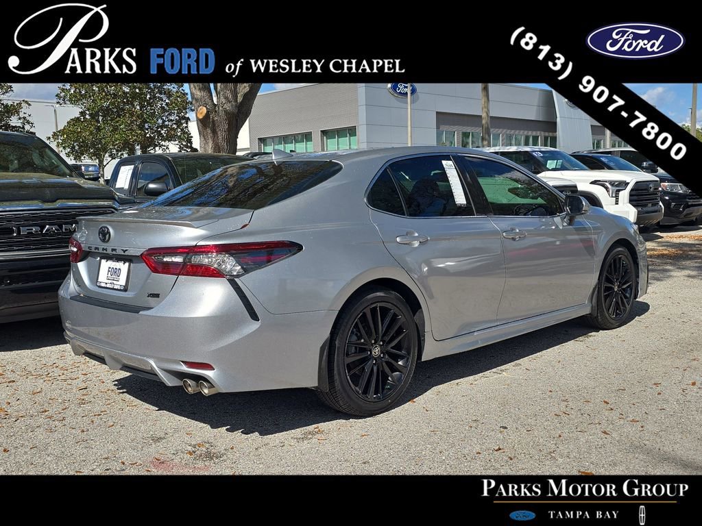 Used 2022 Toyota Camry XSE image 3