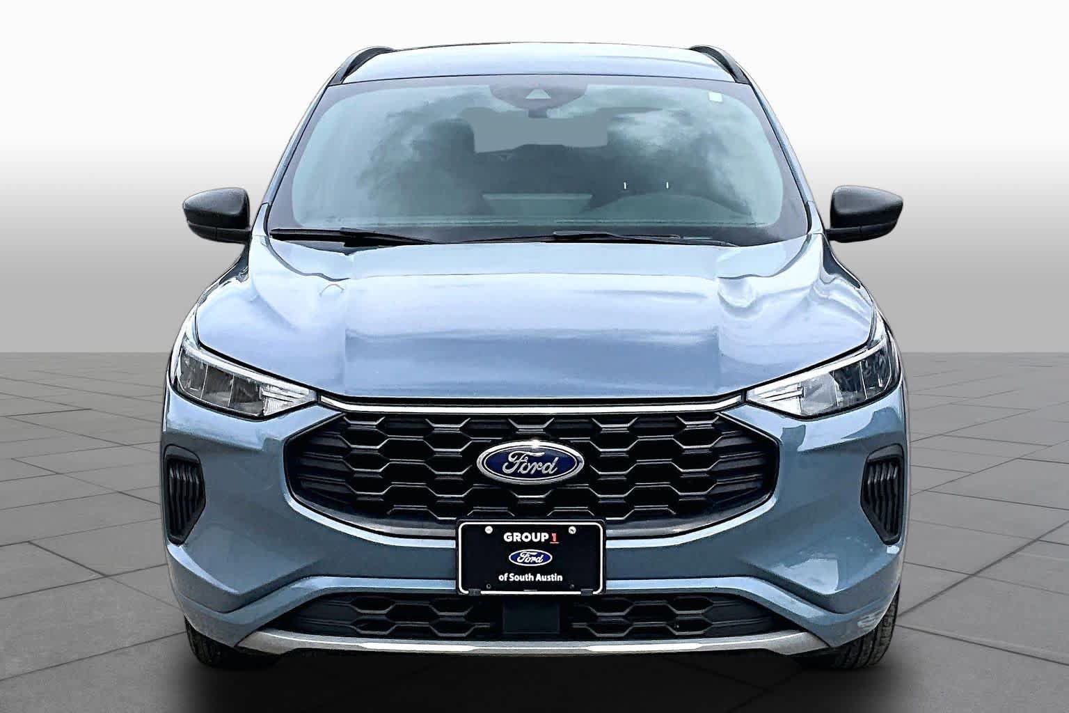 Certified 2023 Ford Escape ST-Line w/ Tech Pack #1 AWD/4WD image 4