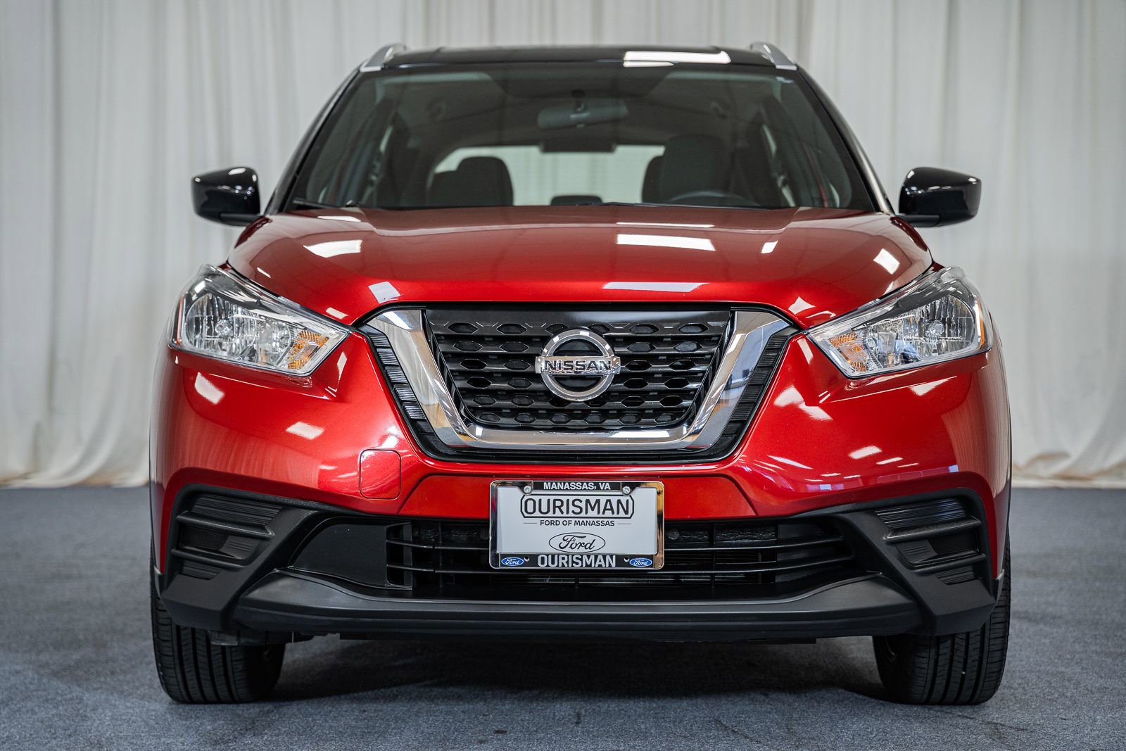 Used 2019 Nissan Kicks SV image 2