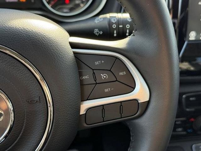 Used 2019 Jeep Compass Latitude AWD/4WD image 31