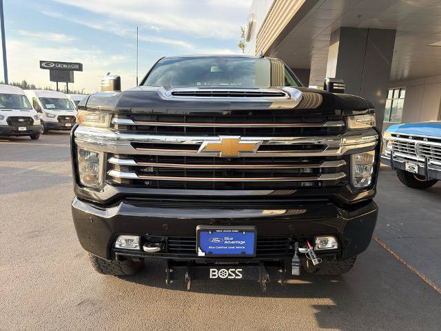 Used 2023 Chevrolet Silverado 2500 High Country w/ Safety Package II AWD/4WD image 2