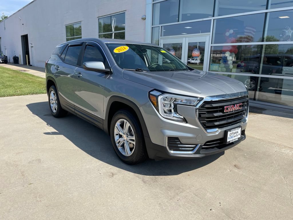 Used 2024 GMC Terrain SLE